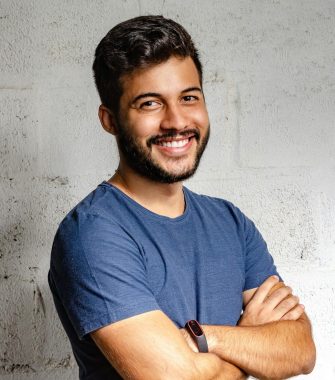 pexels-italo-melo-881954-2379004